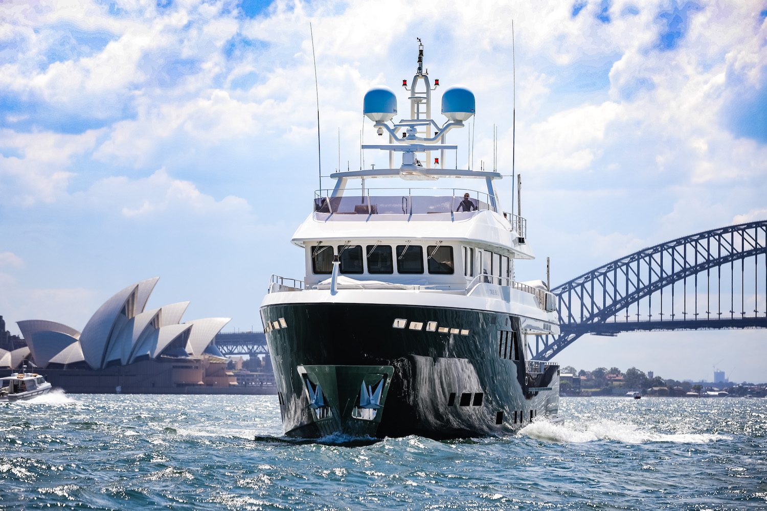 CDM Darwin Class 86