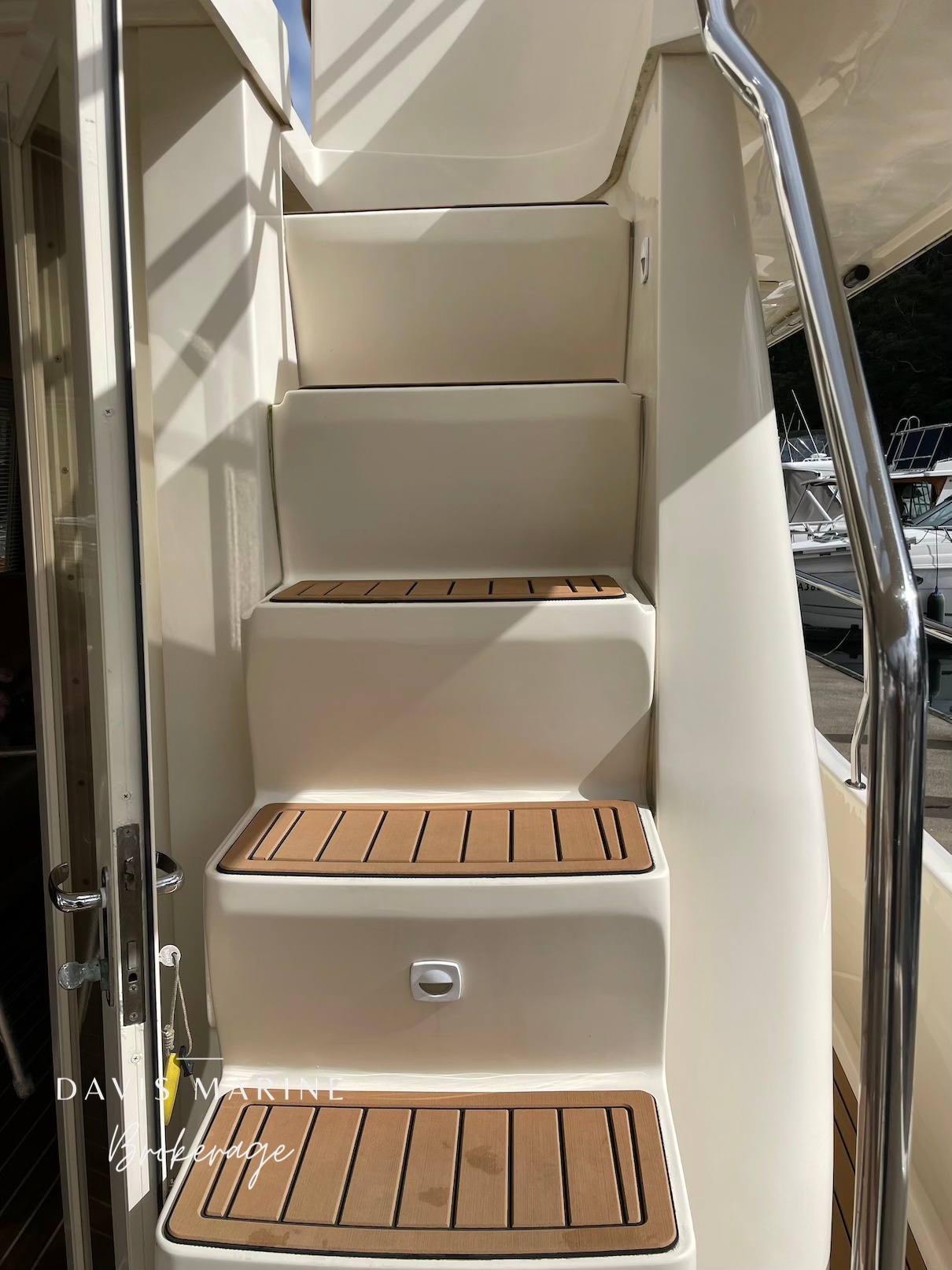 2007 Mainship 40 Trawler