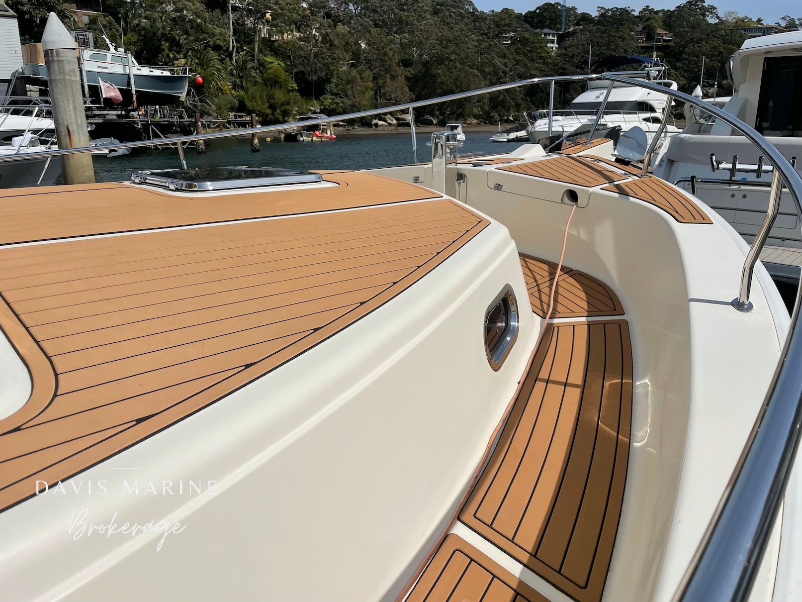 2007 Mainship 40 Trawler