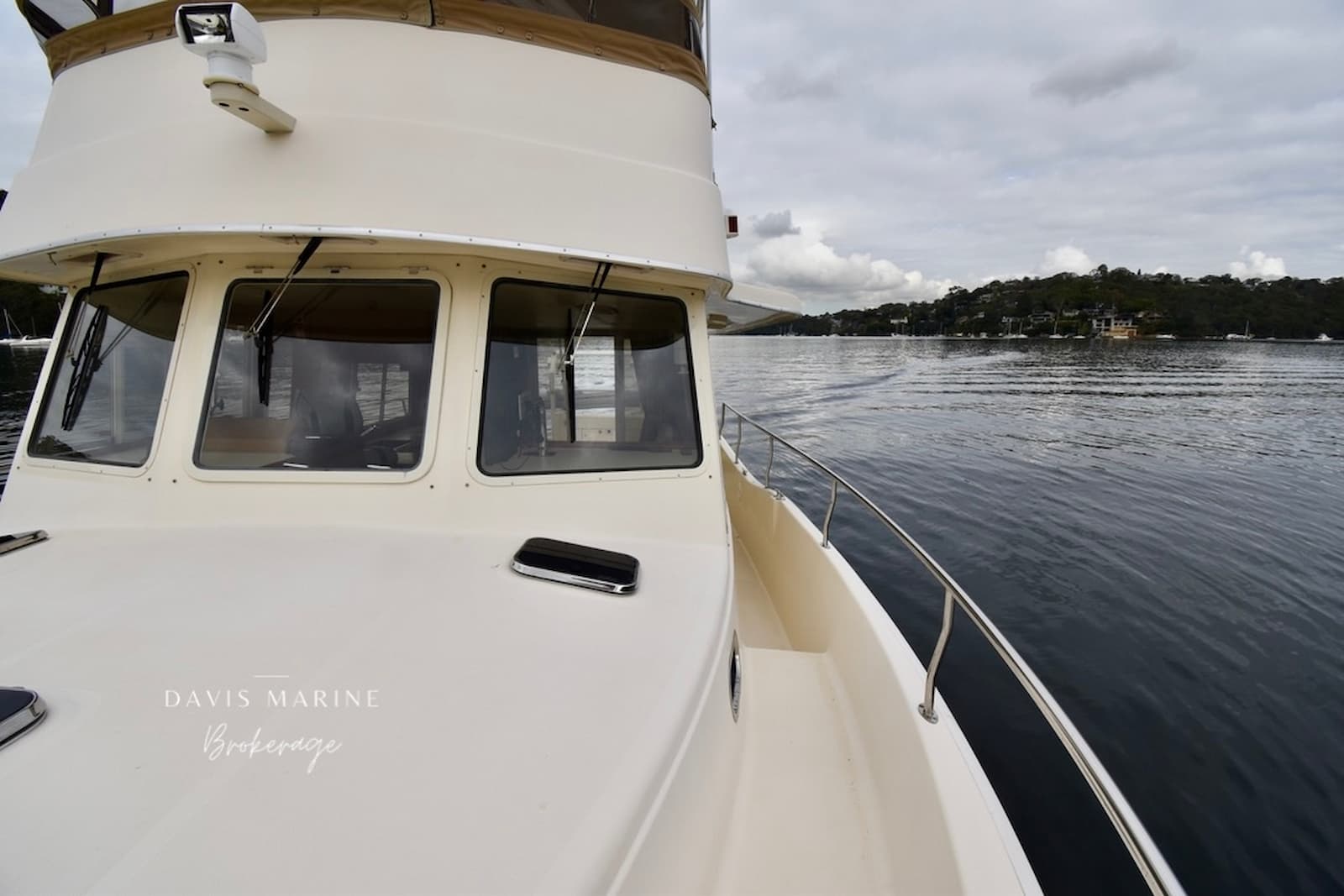 2008 Mainship 400 Trawler 3
