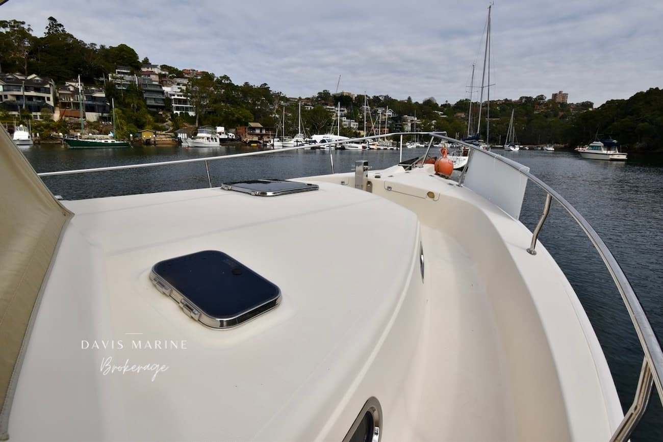 2008 Mainship 400 Trawler 6