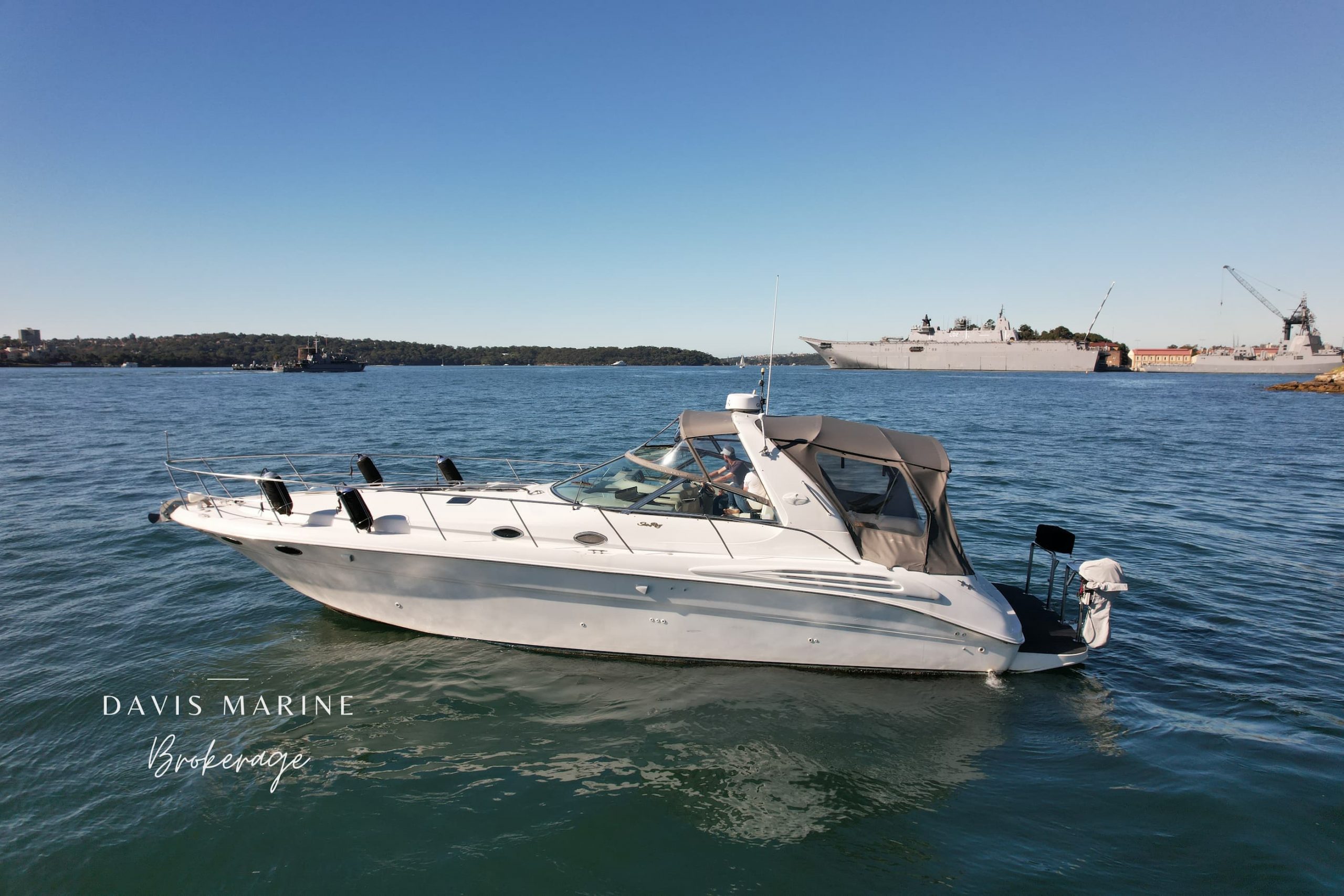 New 1999 Sea Ray 40 Sundancer 2