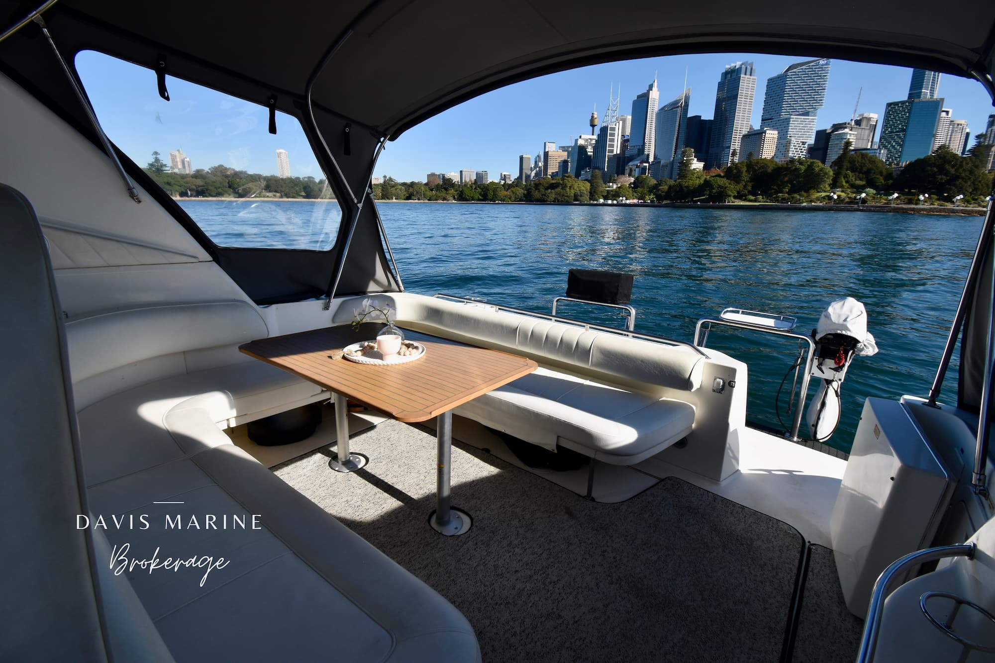 New 1999 Sea Ray 40 Sundancer 5