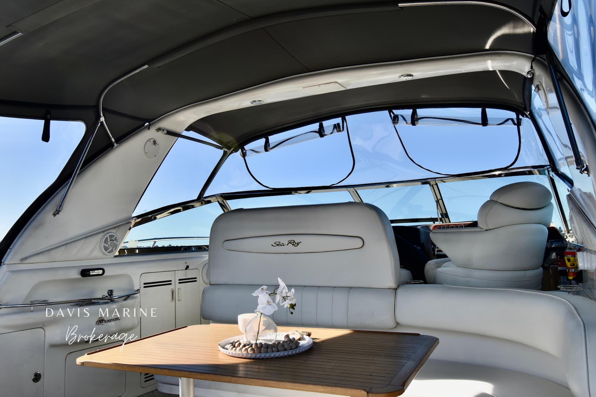 New 1999 Sea Ray 40 Sundancer 9