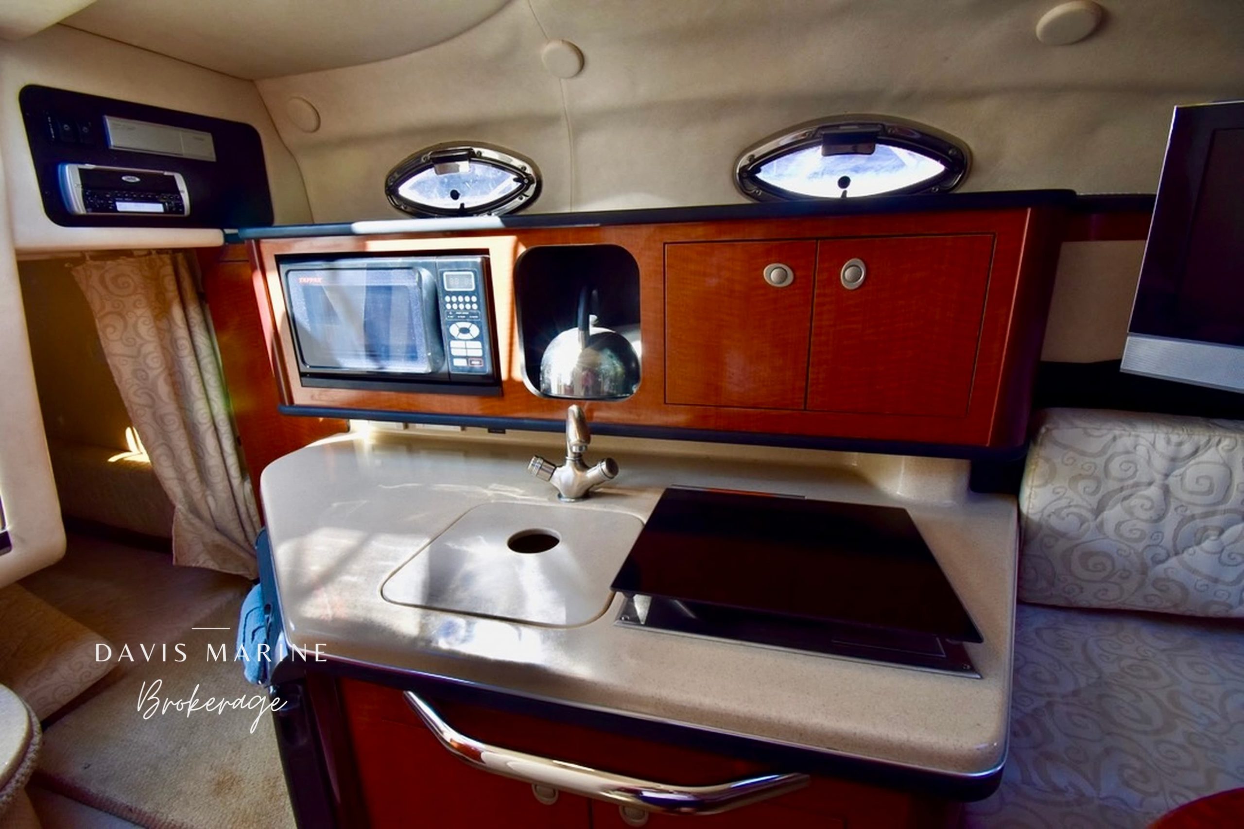2005 Sea Ray 275 Sundancer 5