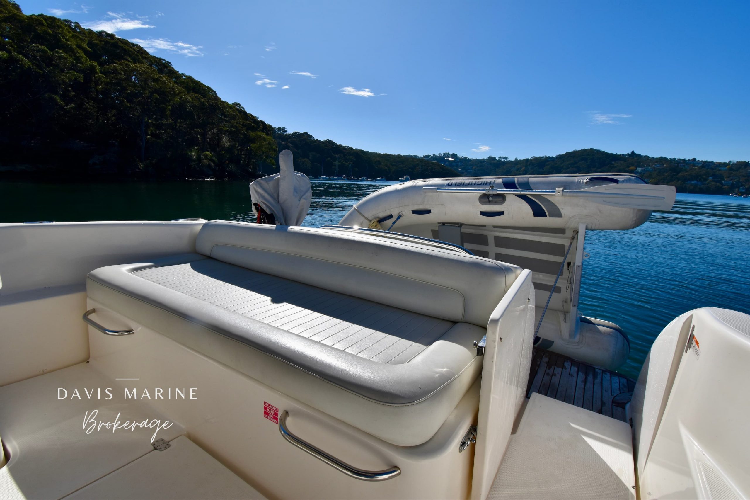 1 Updated 2005 Riviera M430 Sports Cruiser 25