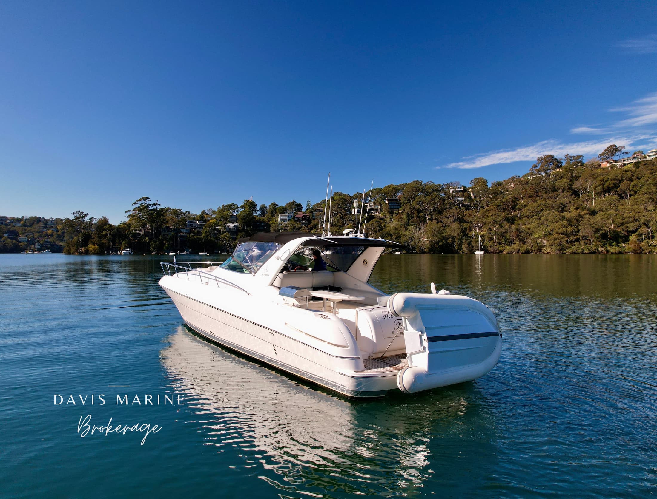 1 Updated 2005 Riviera M430 Sports Cruiser 28