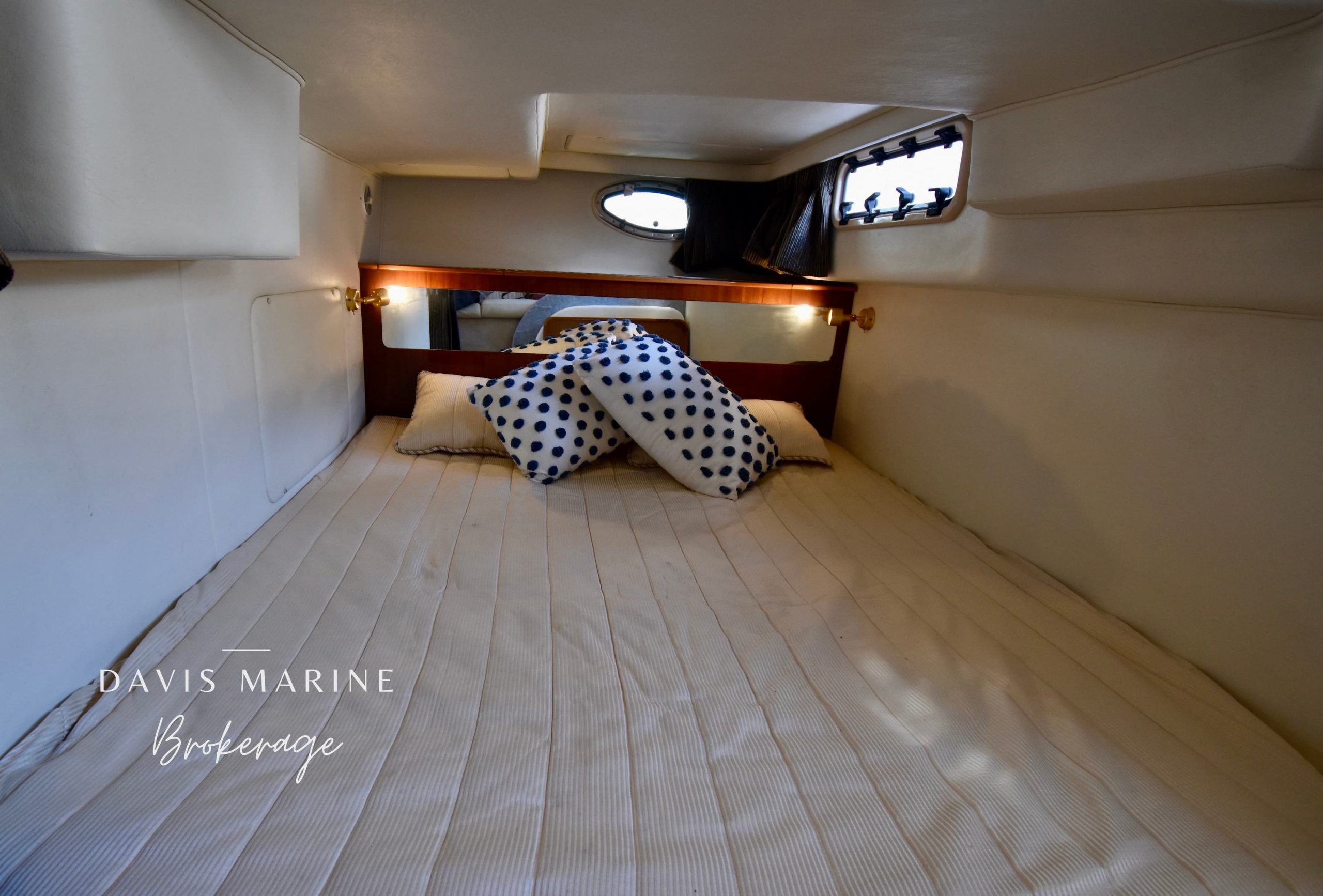 2001 Mustang 3800 Sportscruiser 11