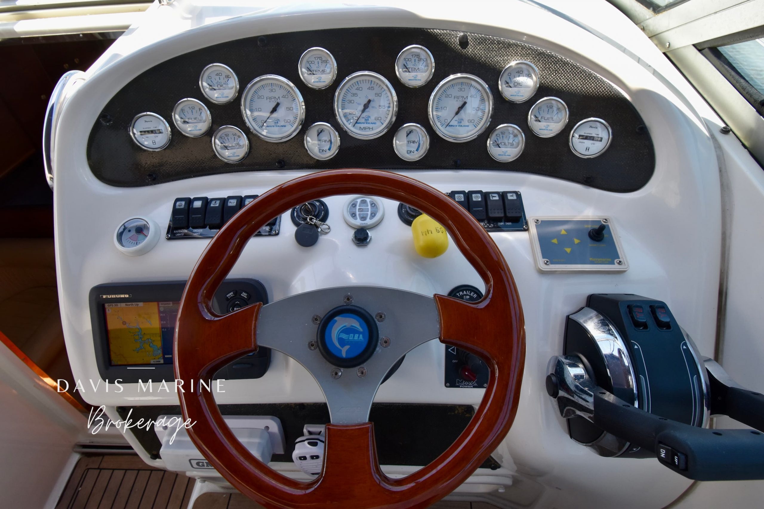 2001 Mustang 3800 Sportscruiser 14