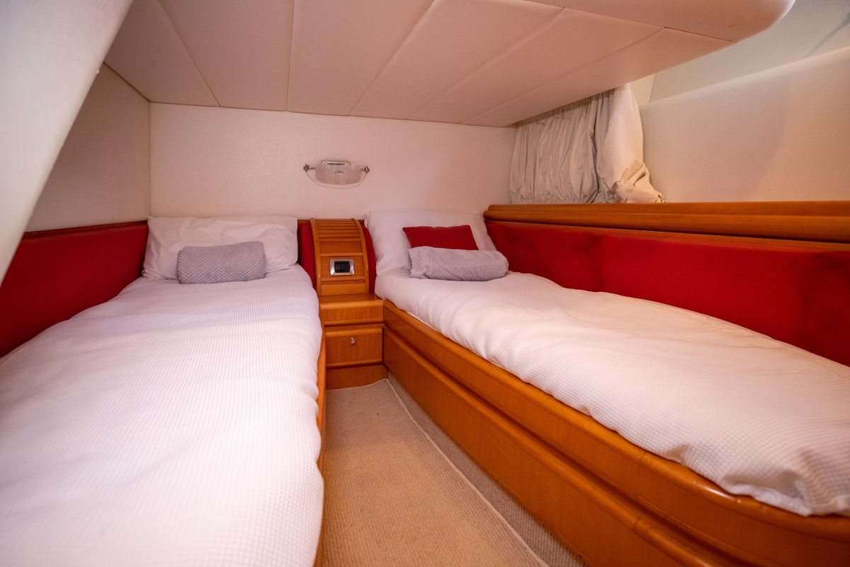 2005 Baia Azzurra 63 10