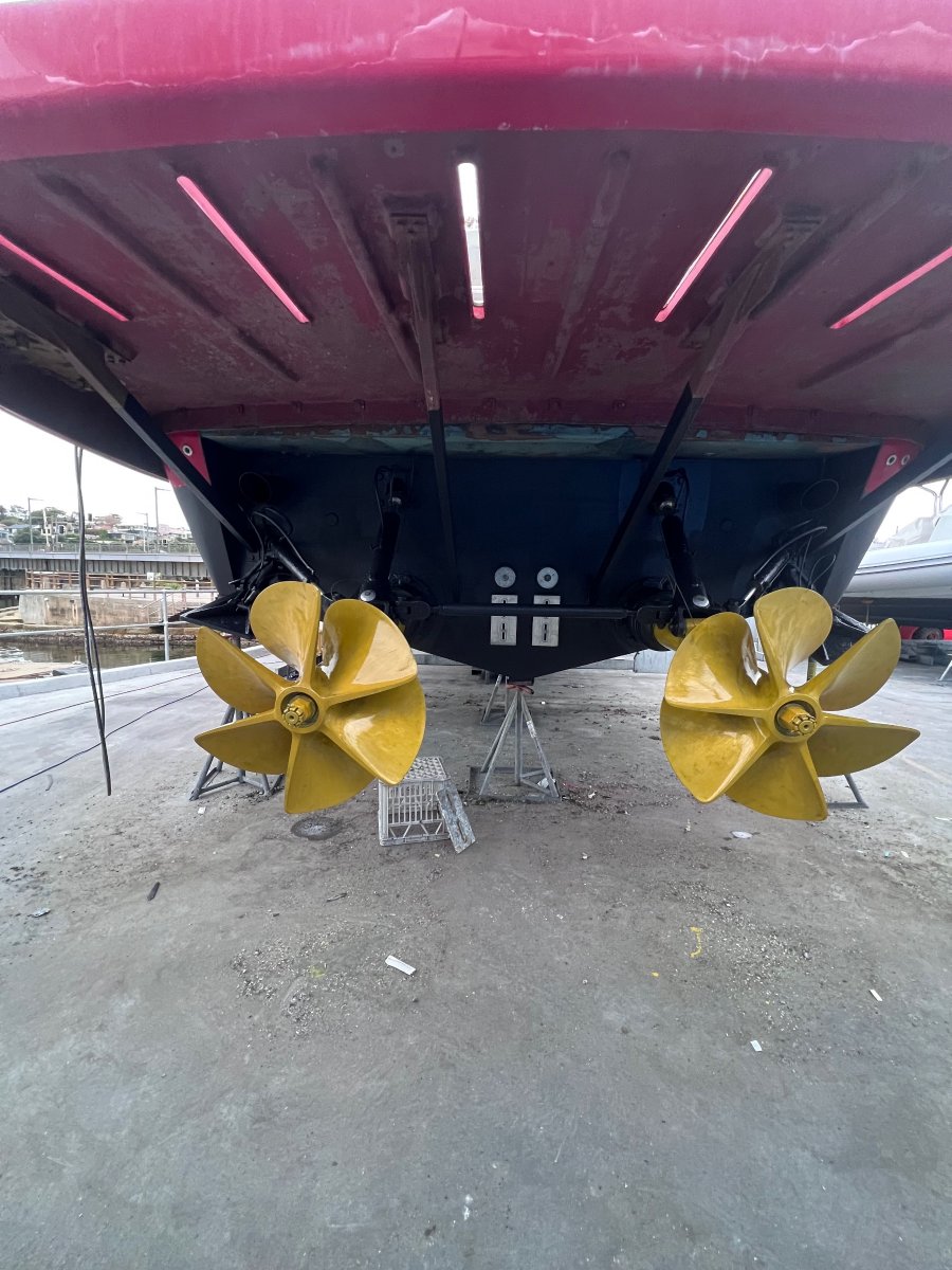2005 Baia Azzurra 63 19
