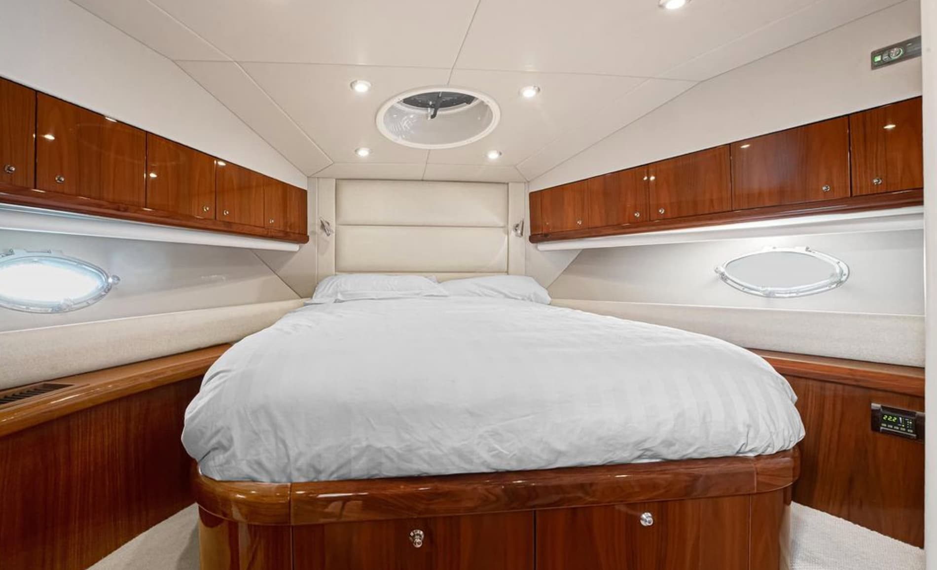 2009 Sunseeker Manhattan 52 10