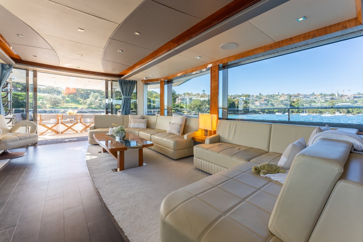 2013 SUNSEEKER 28 METRE YACHT 5
