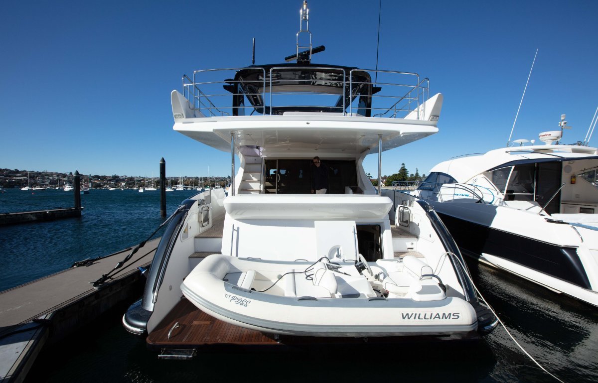 2015 AZIMUT 70 FLYBRIDGE 21