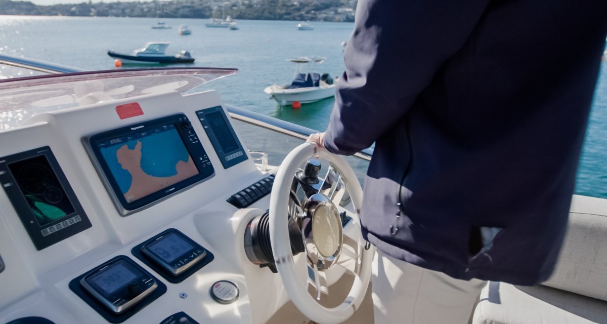 2015 AZIMUT 70 FLYBRIDGE 29