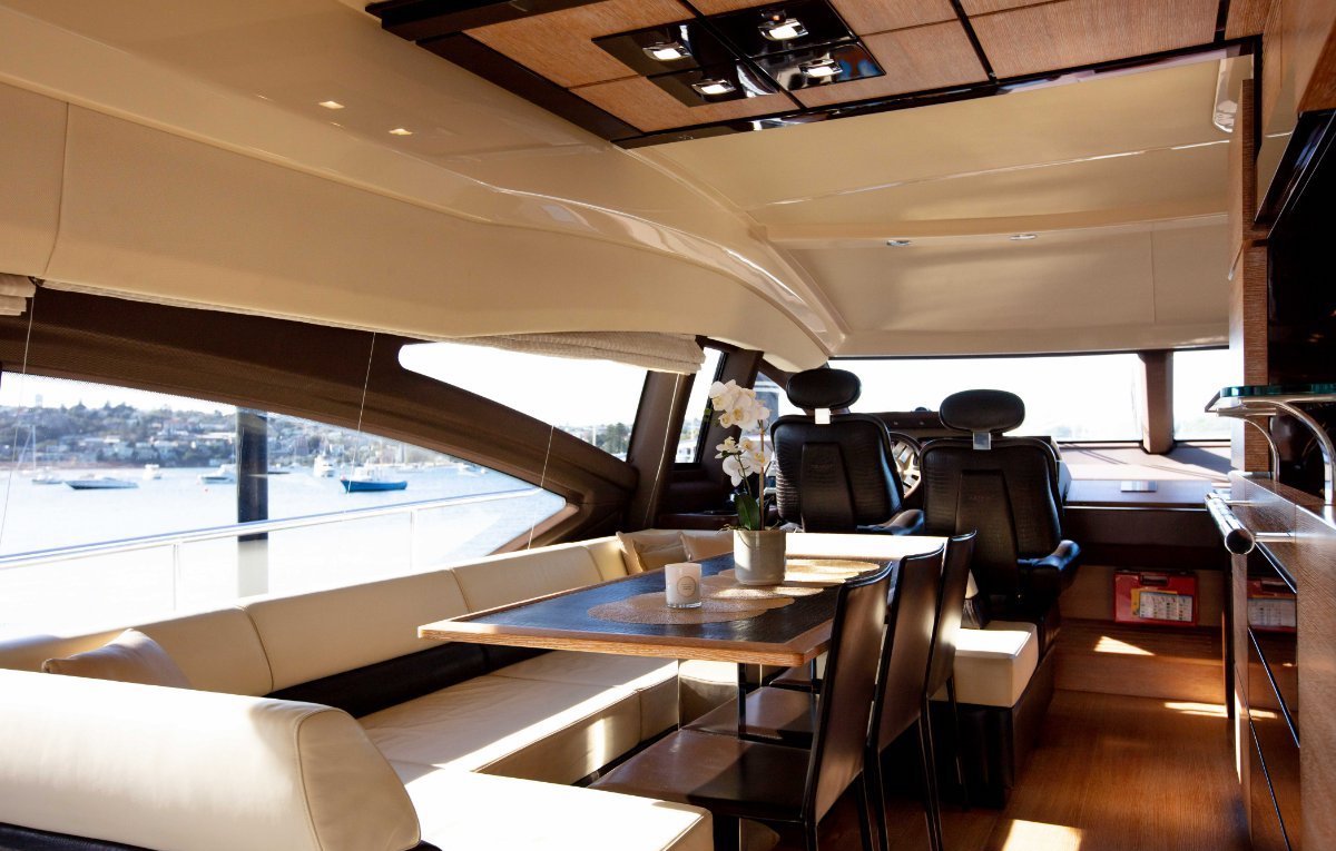 2015 AZIMUT 70 FLYBRIDGE 7