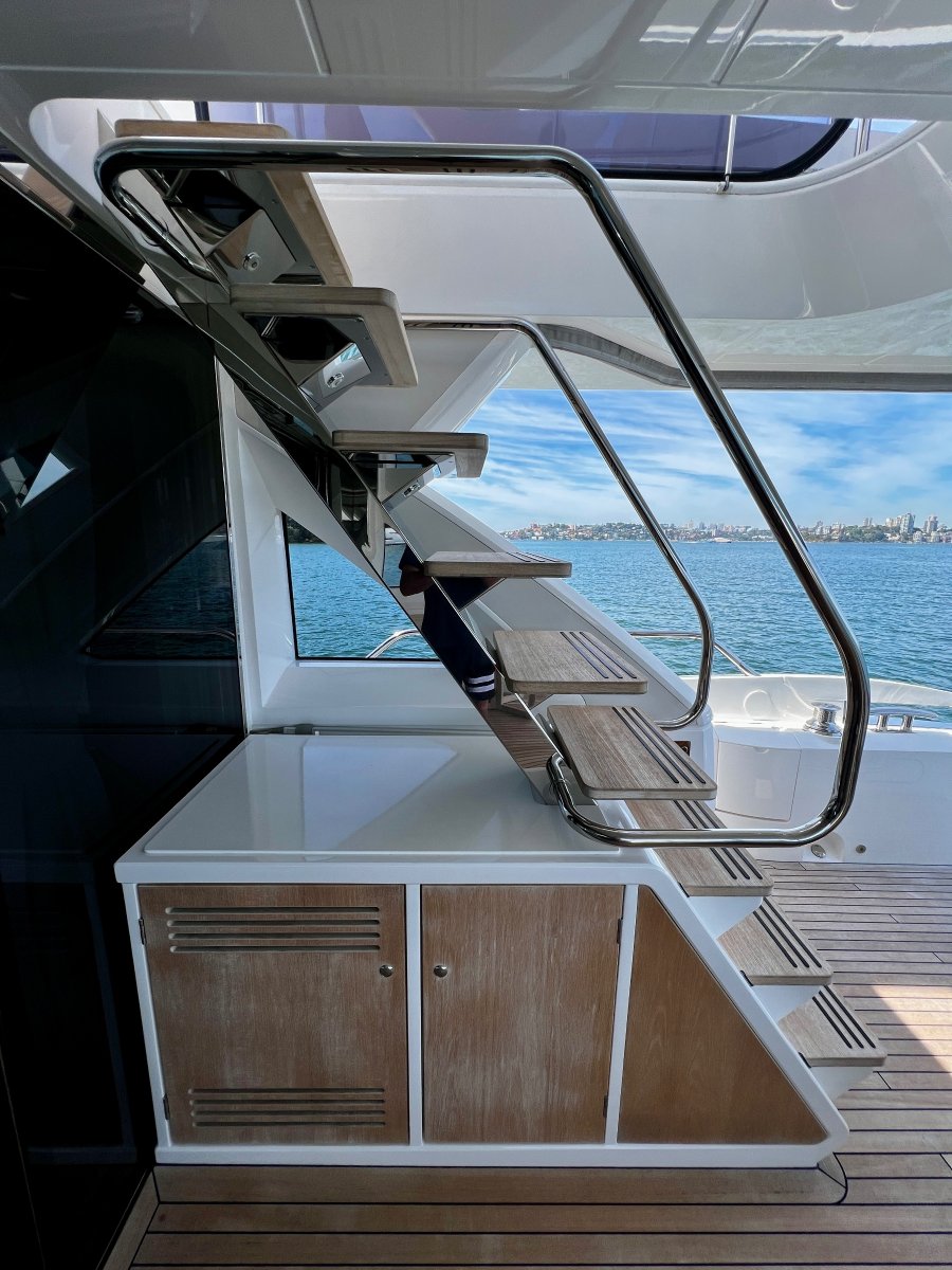 2018 SUNSEEKER YACHT 76 13
