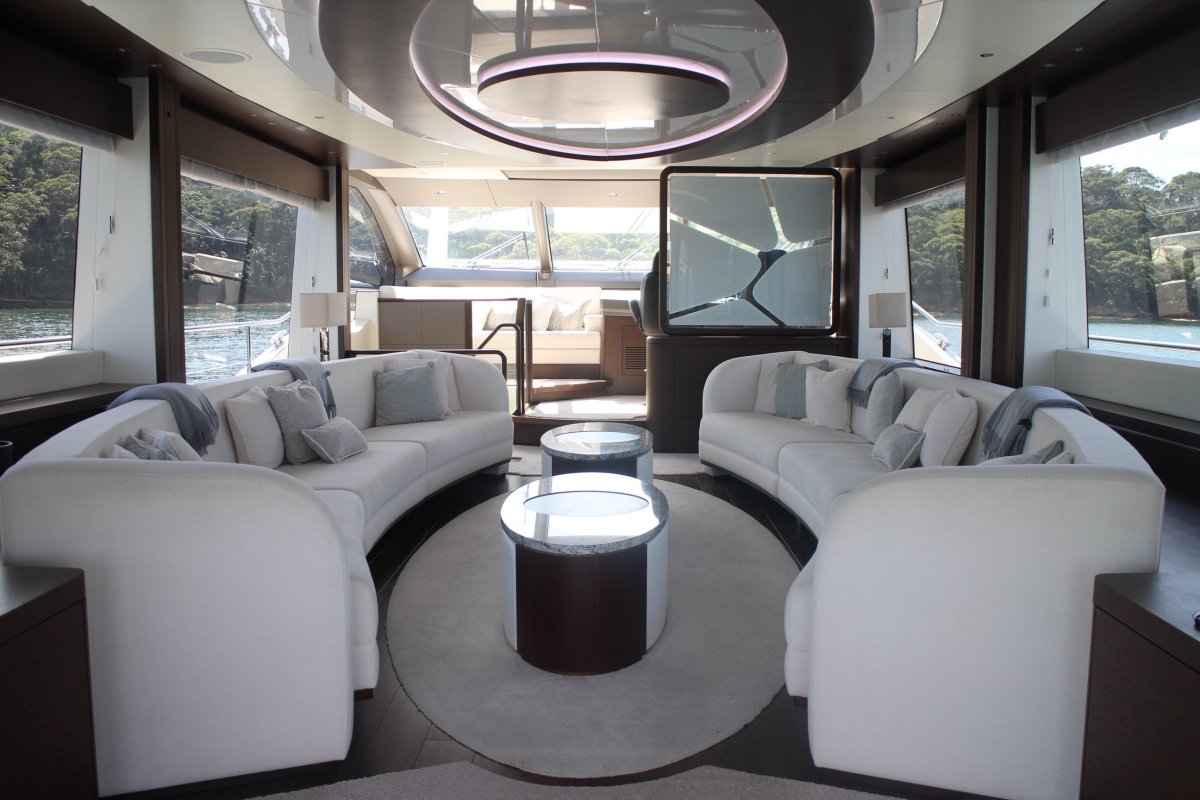 2018 SUNSEEKER YACHT 76 16