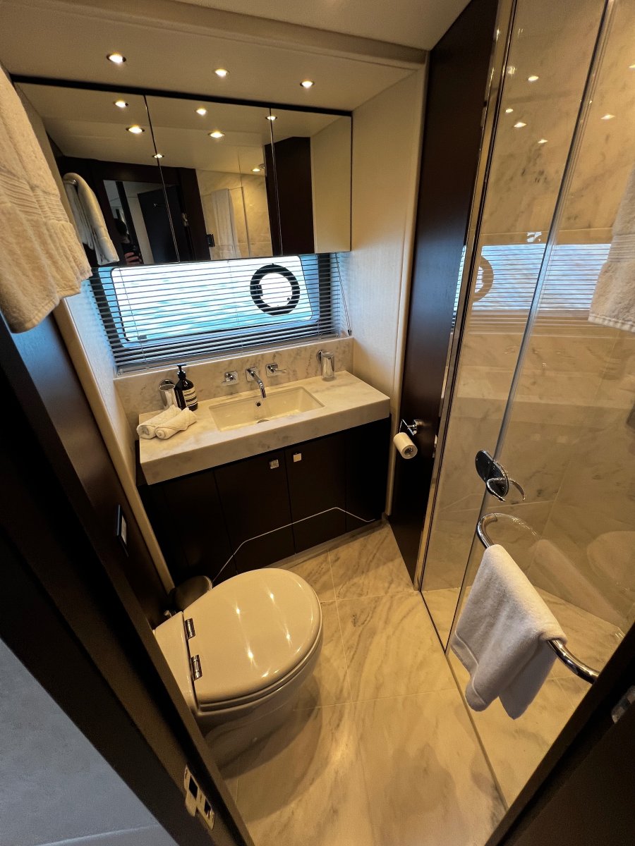 2018 SUNSEEKER YACHT 76 27