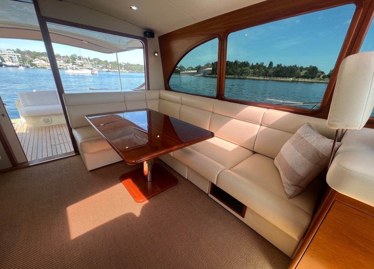 2014 PALM BEACH MOTOR YACHTS 45 10