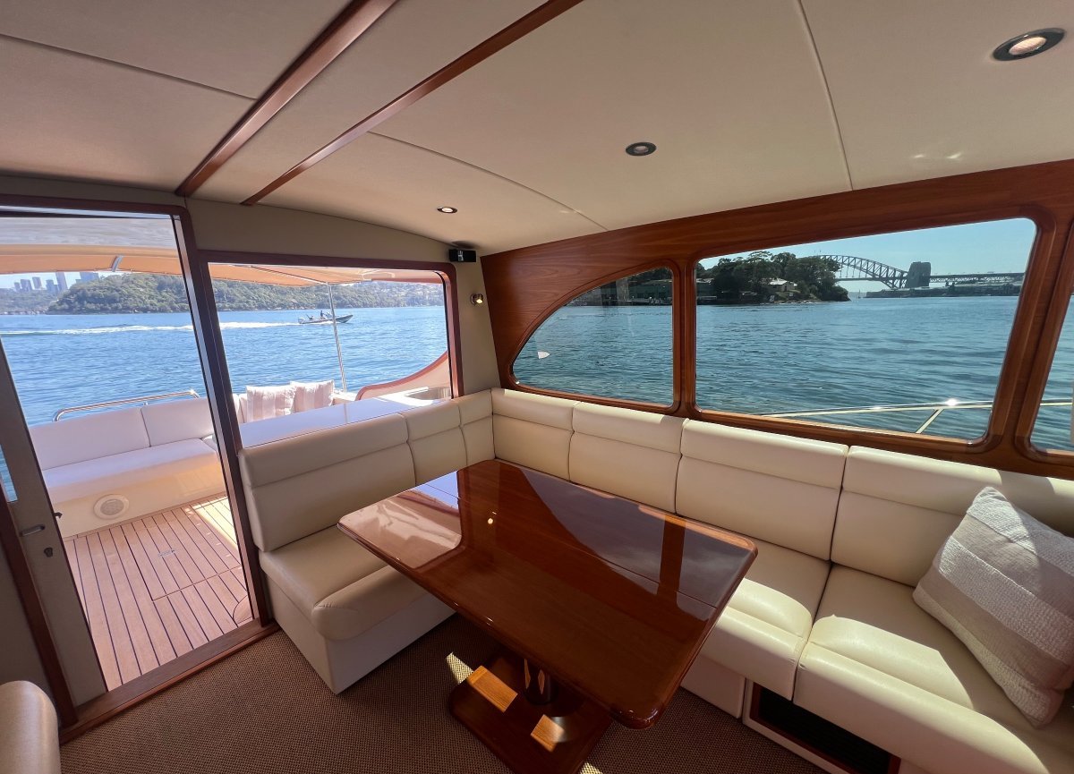 2014 PALM BEACH MOTOR YACHTS 45 11