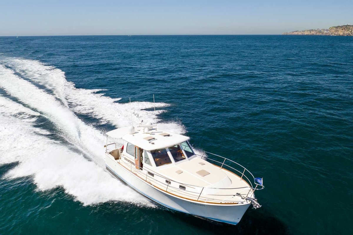 2018 Sabre 42 Salon Express 8