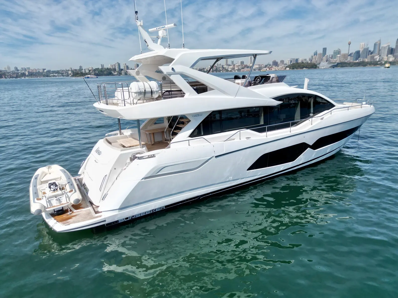 2018 Sunseeker 76 Yacht 2