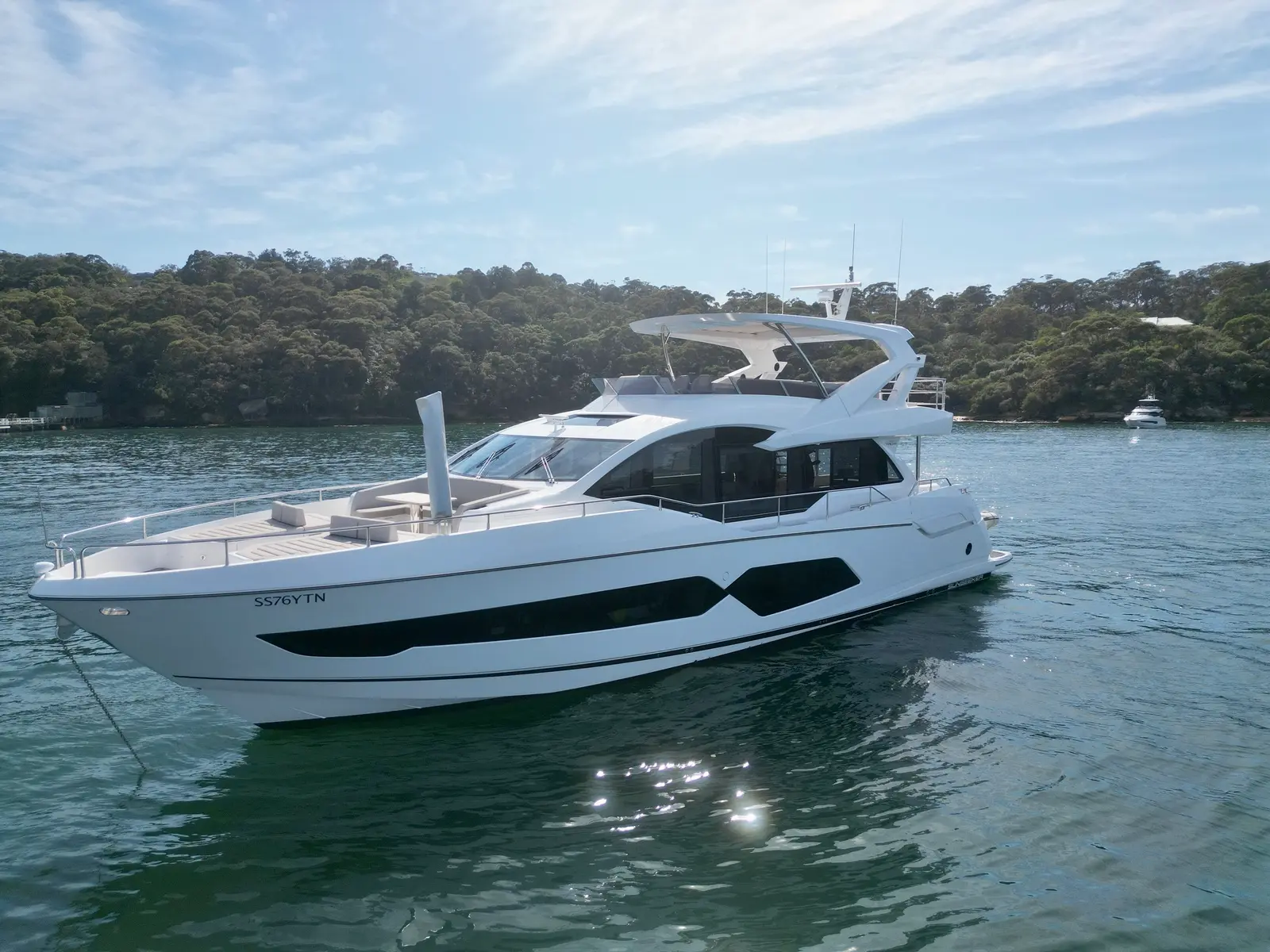 2018 Sunseeker 76 Yacht 3