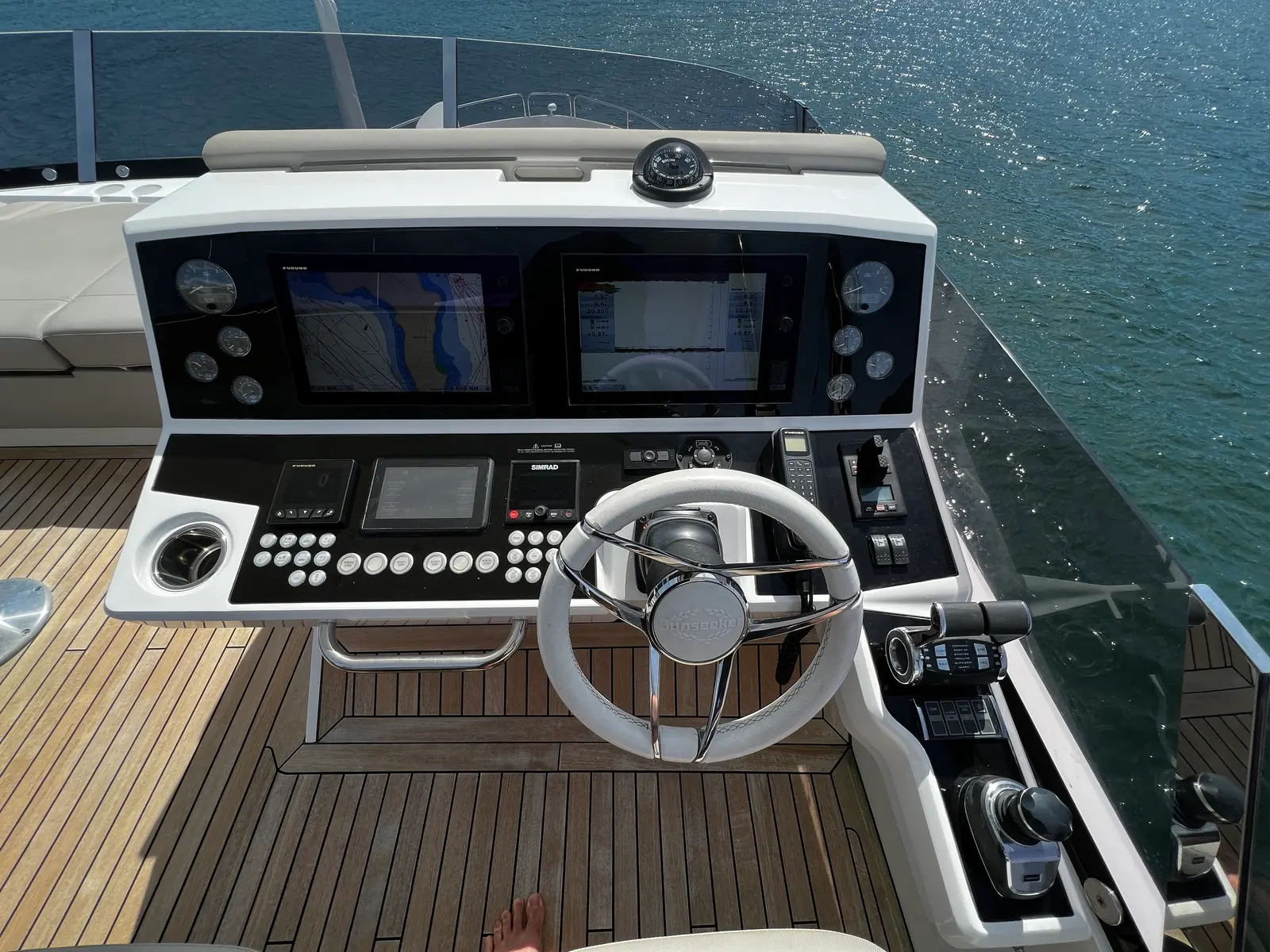 2018 Sunseeker 76 Yacht 8