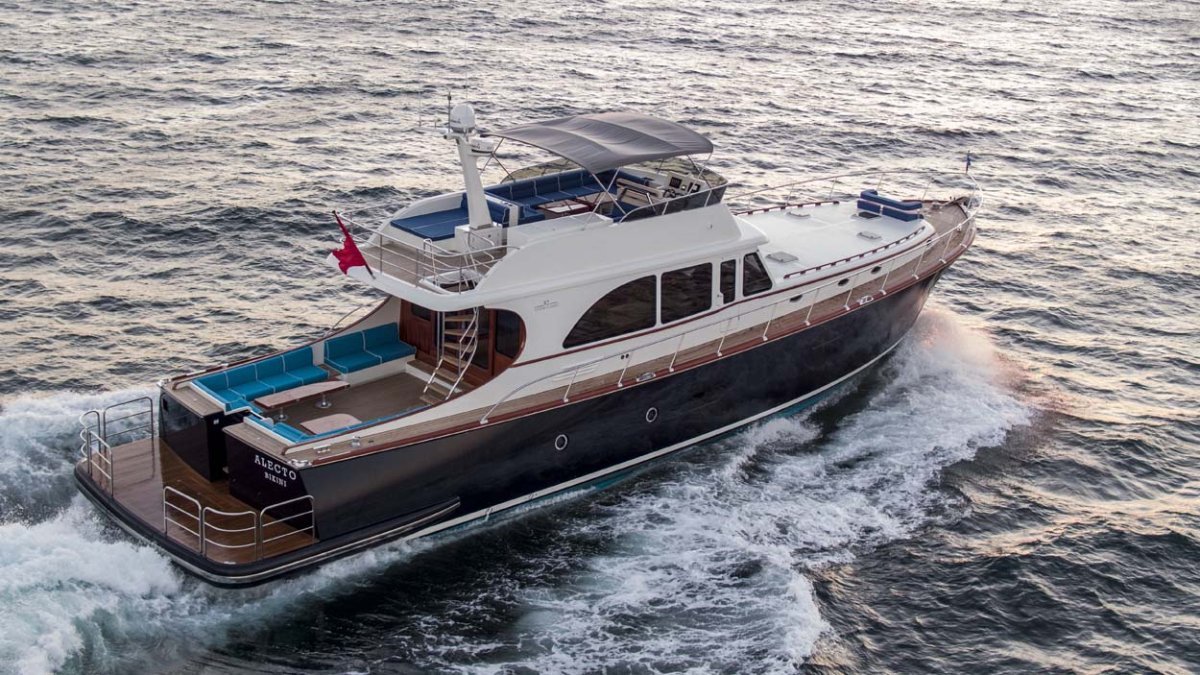 2022 VICEM YACHTS 82 CLASSIC 9