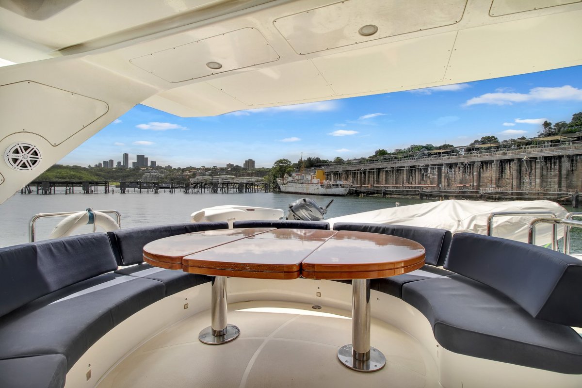 2006 Azimut 75 Flybridge Boat For Sale Sydney 22
