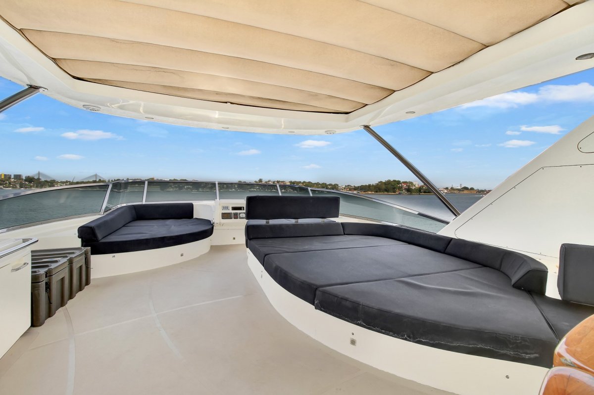 2006 Azimut 75 Flybridge Boat For Sale Sydney 23