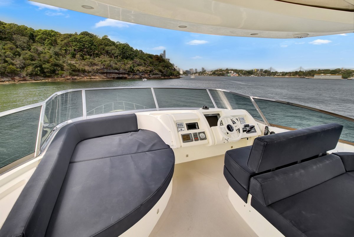 2006 Azimut 75 Flybridge Boat For Sale Sydney 28