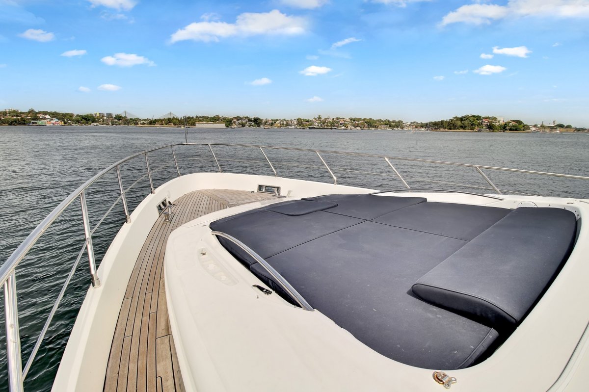 2006 Azimut 75 Flybridge Boat For Sale Sydney 30