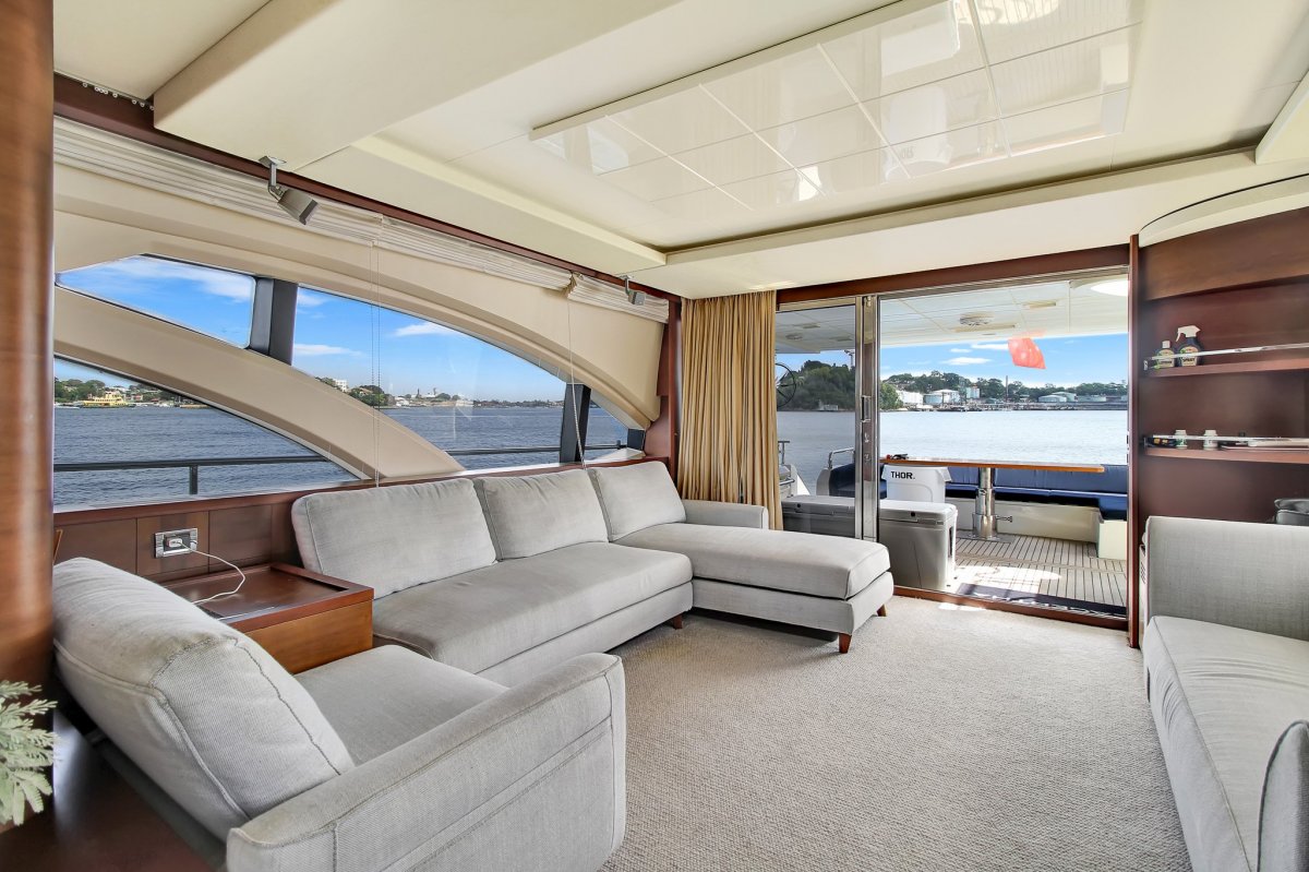 2006 Azimut 75 Flybridge Boat For Sale Sydney 7