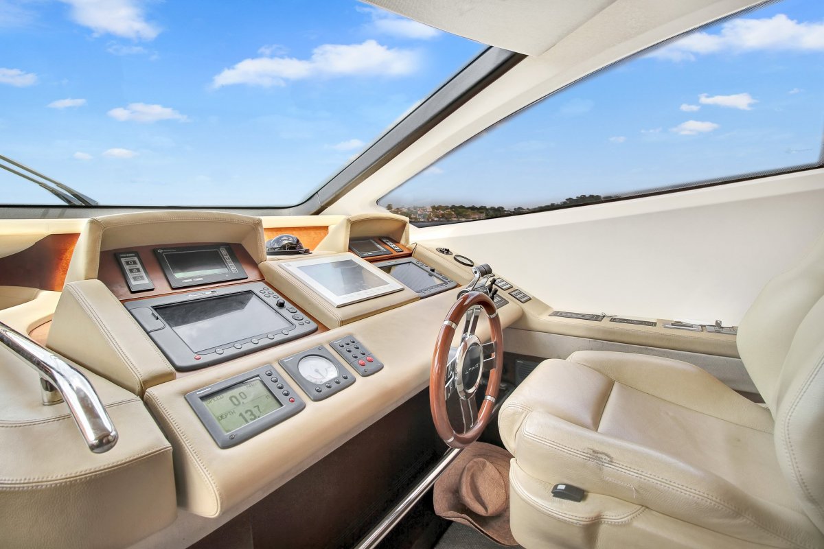 2006 Azimut 75 Flybridge Boat For Sale Sydney 8