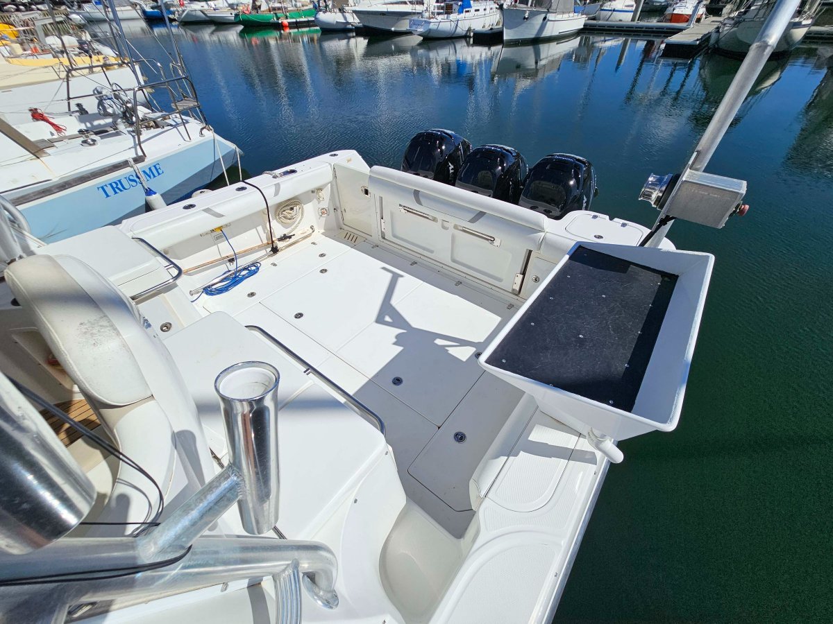 2009 Boston Whaler 345 Conquest Reel Gamer 9
