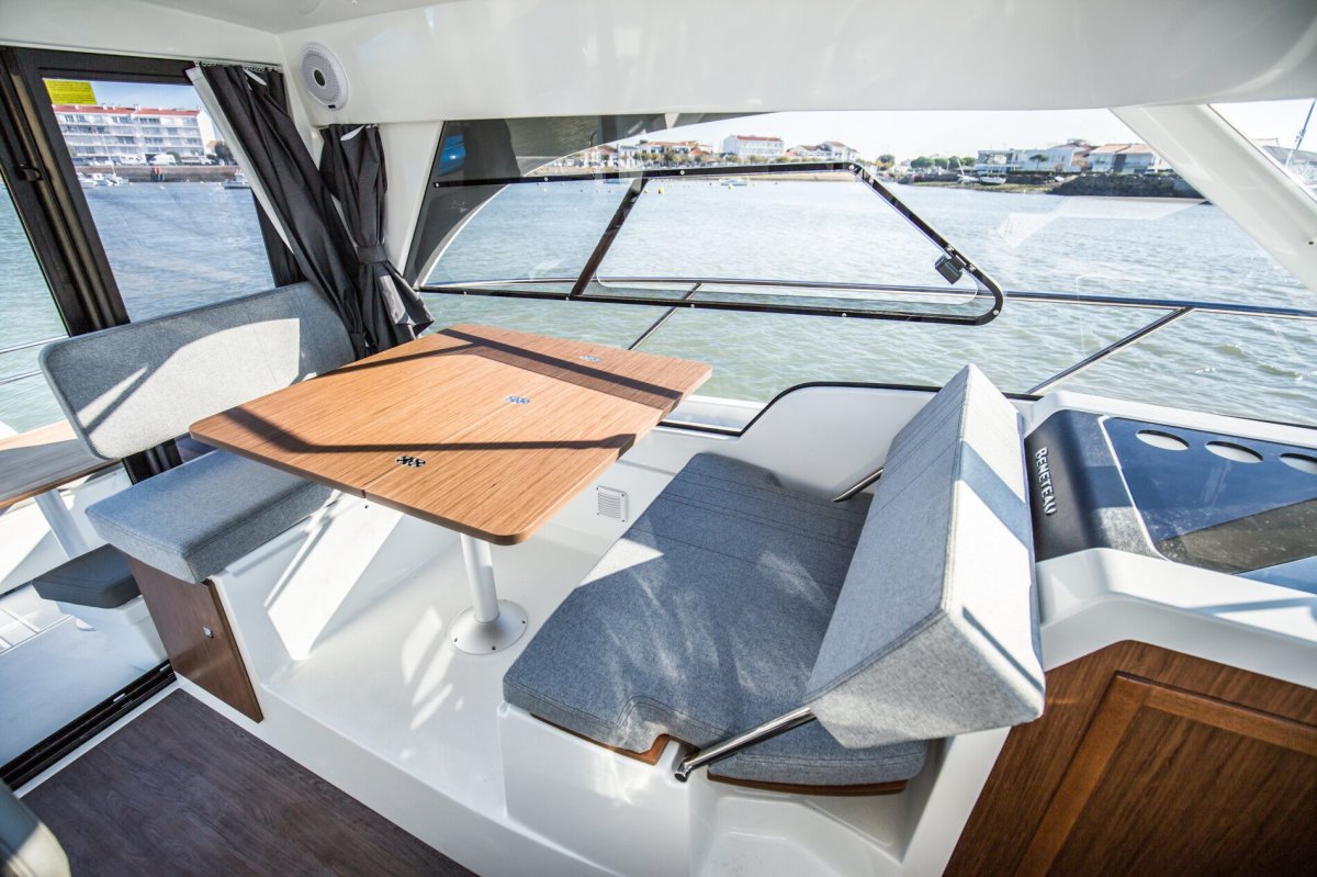 2024 New Beneteau Antares 9.0 B Boat For Sale 11