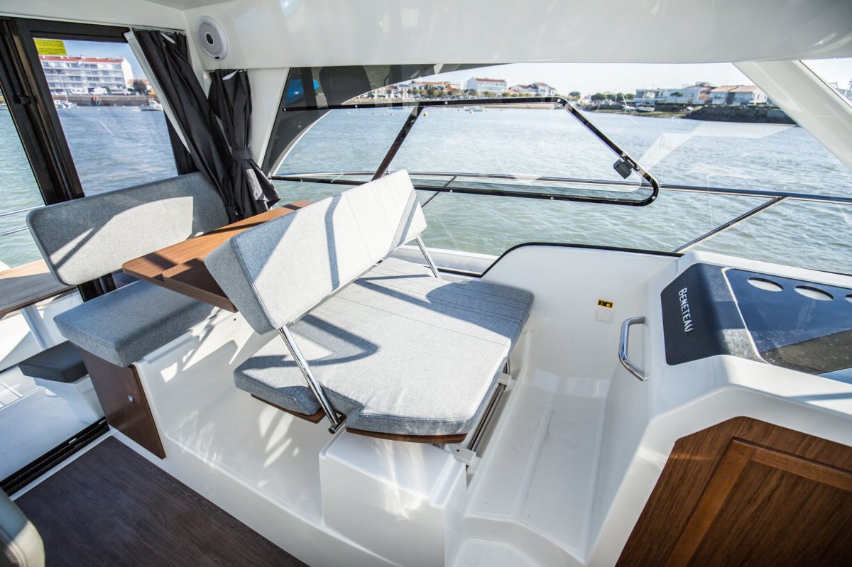 2024 New Beneteau Antares 9.0 B Boat For Sale 9