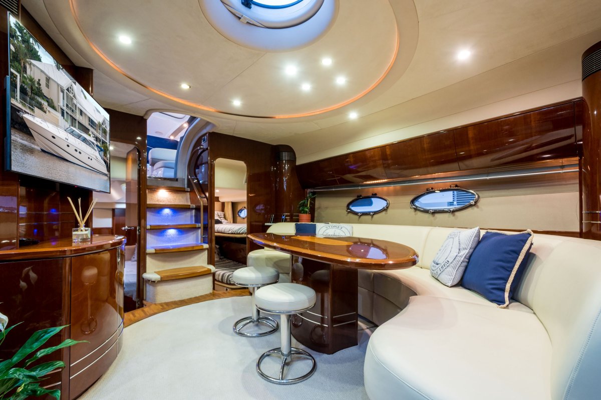 2006 Princess V58 Boat For Sale 11