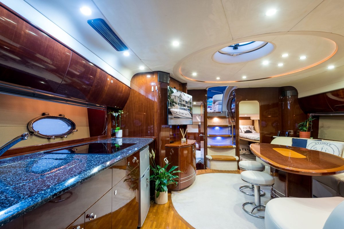 2006 Princess V58 Boat For Sale 13