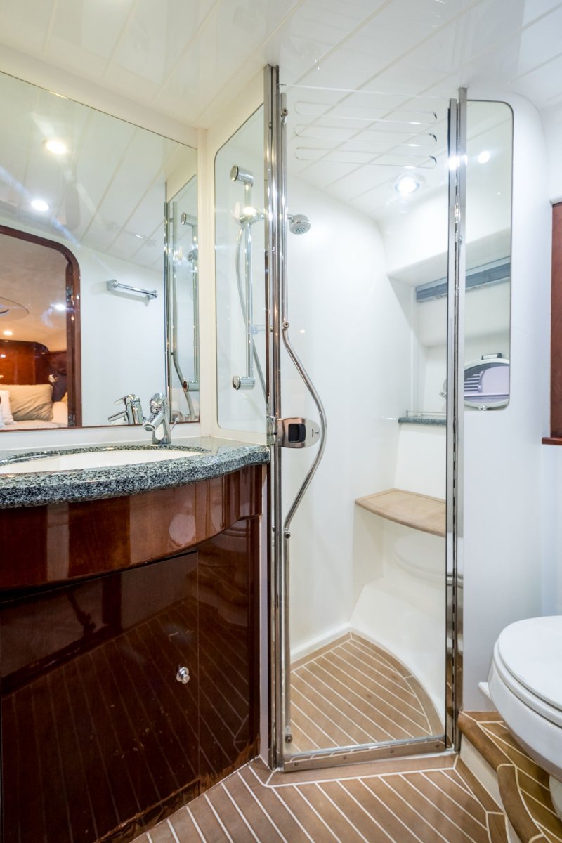 2006 Princess V58 Boat For Sale 15