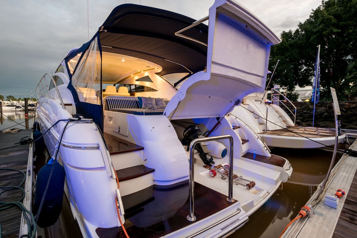 2006 Princess V58 Boat For Sale 22