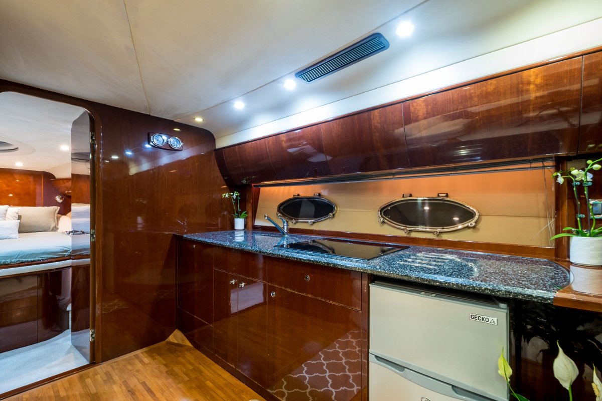 2006 Princess V58 Boat For Sale 37