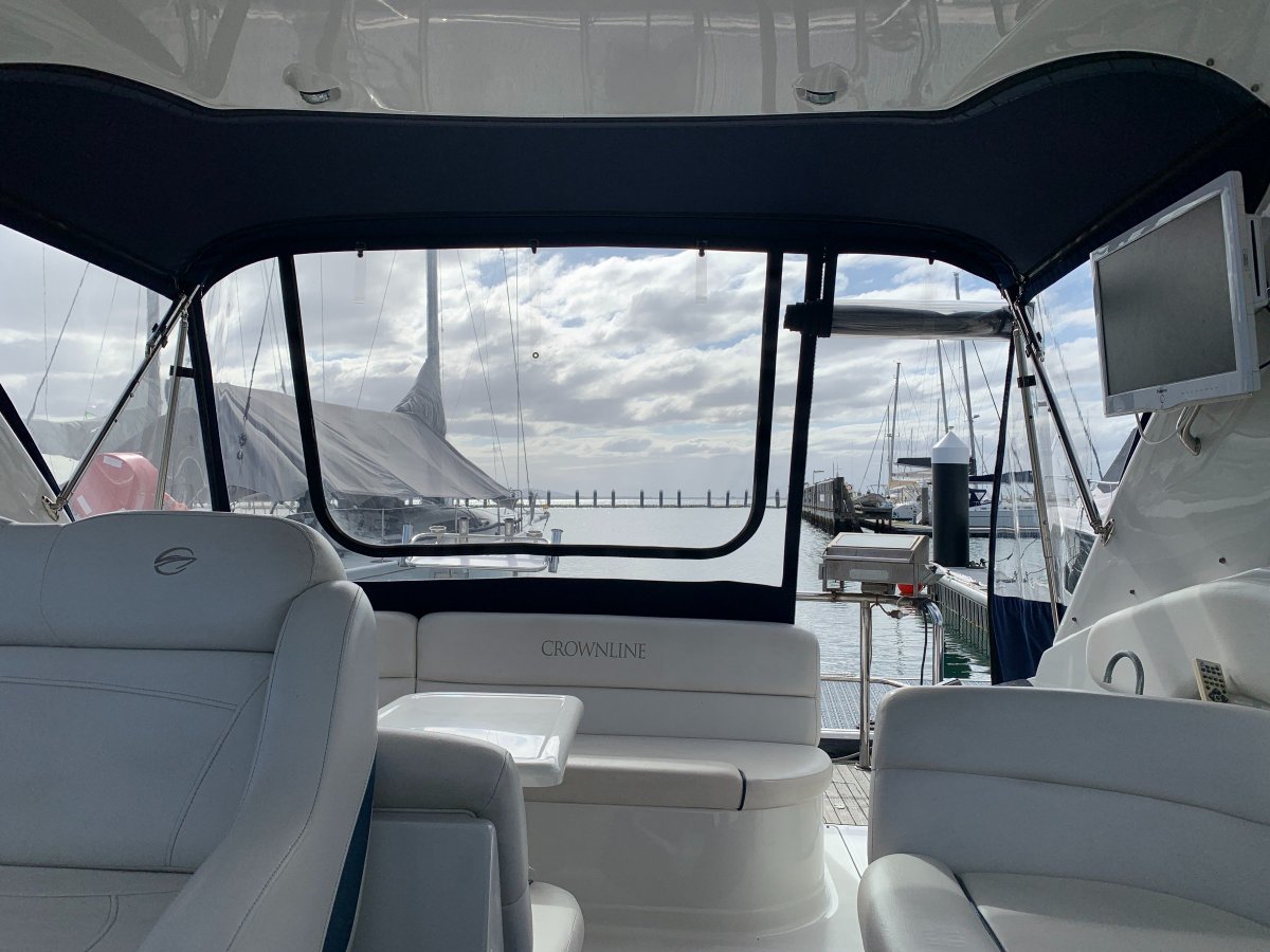 2007 Crownline 340 CR Boats For Sale 15