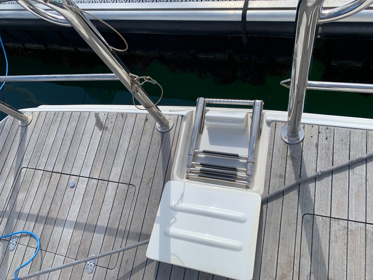 2007 Crownline 340 CR Boats For Sale 9