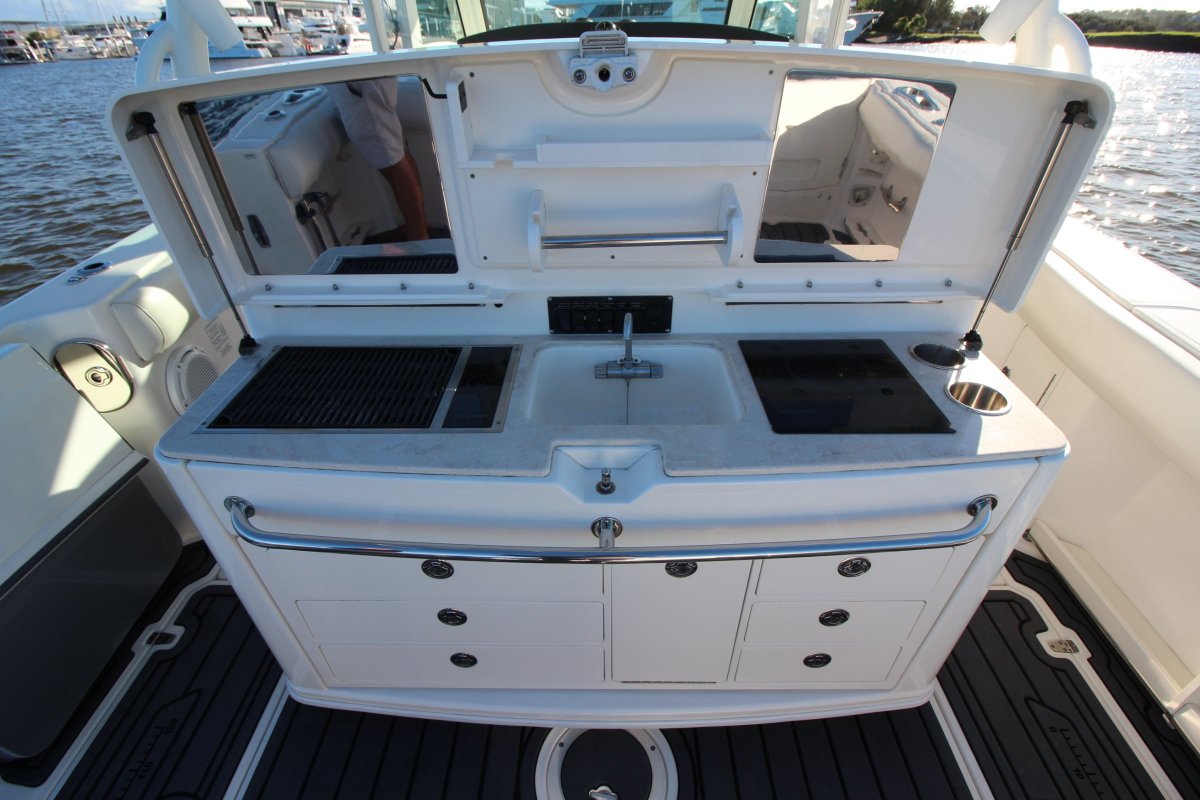 2013 Boston Whaler 370 Outrage Boats For Sale 12