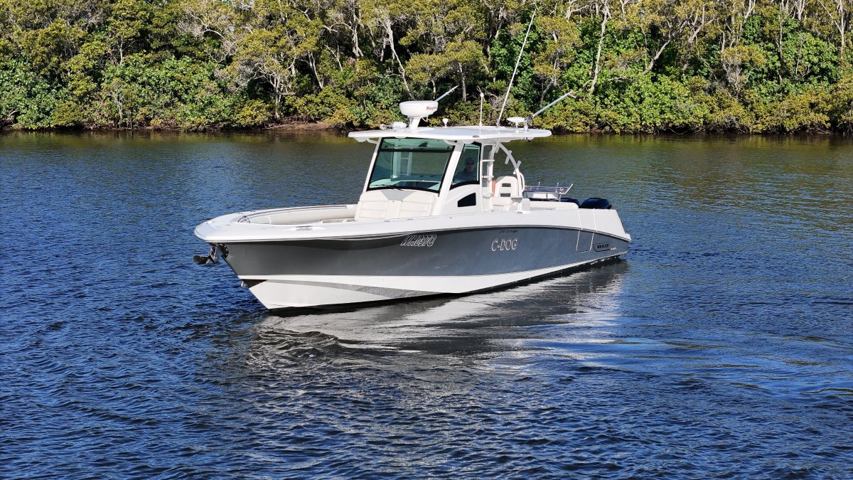 2013 Boston Whaler 370 Outrage Boats For Sale 15