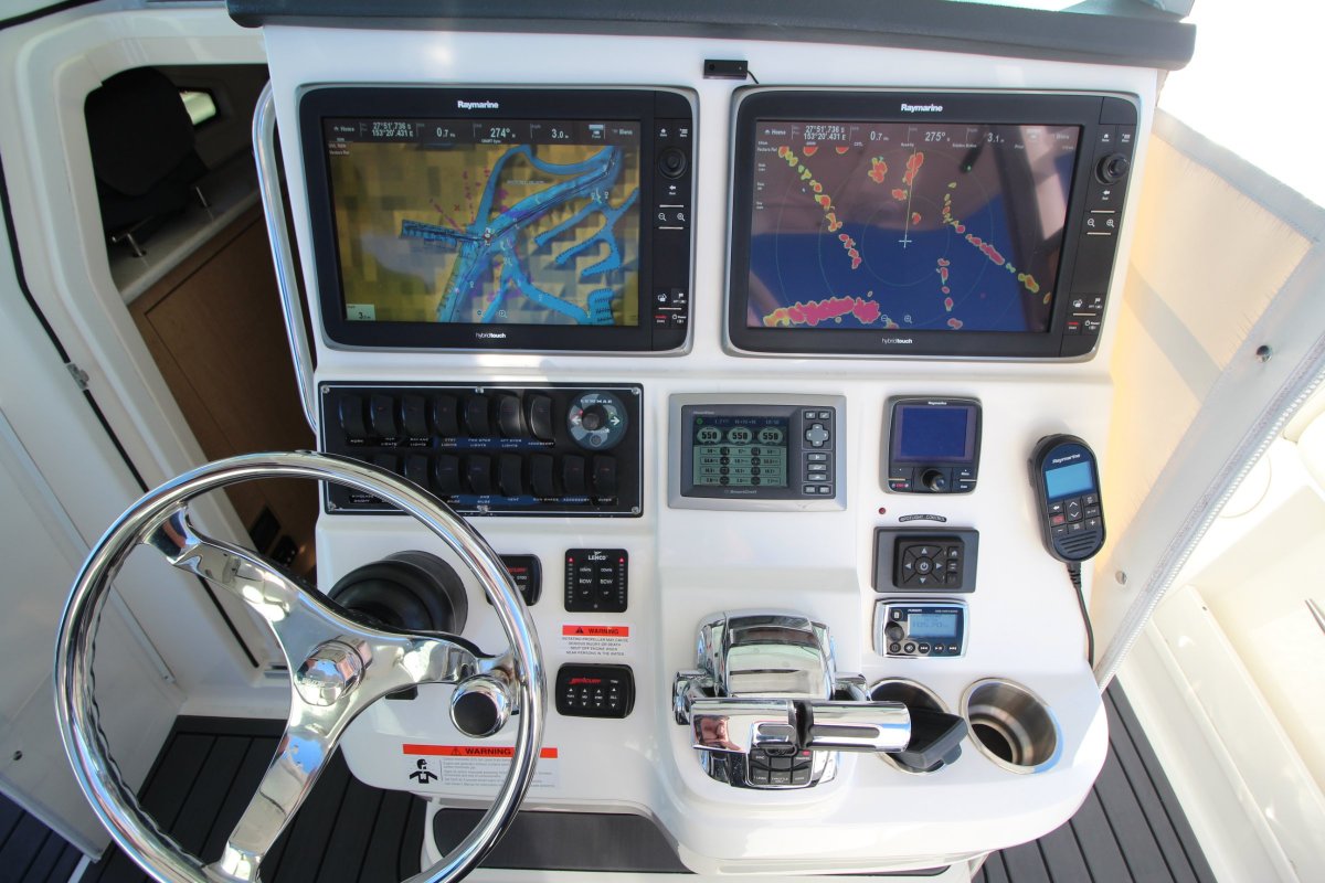 2013 Boston Whaler 370 Outrage Boats For Sale 9