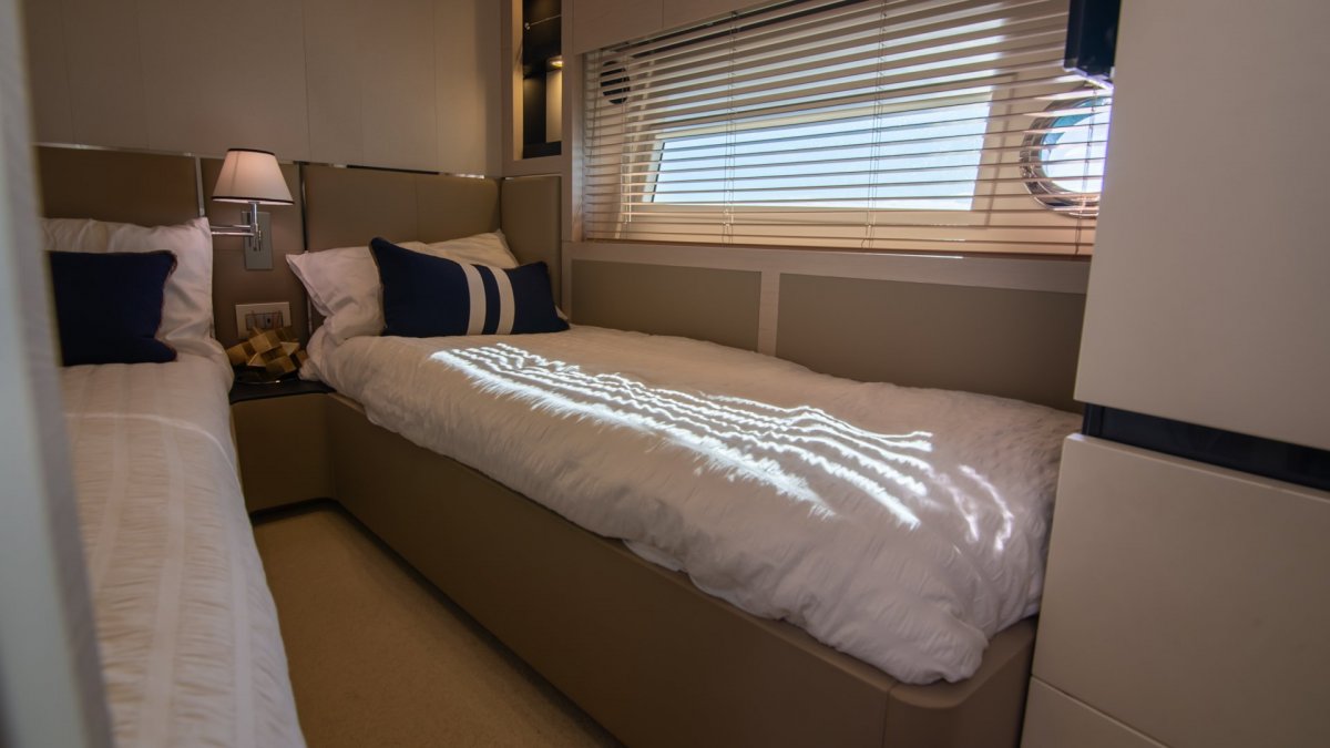 2016 Azimut 80 Flybridge Boats For Sale 20